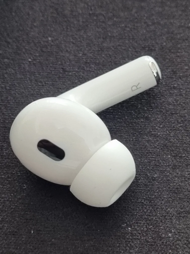 에어팟 프로2 C타입 오른쪽 유닛입니다.(A3047)