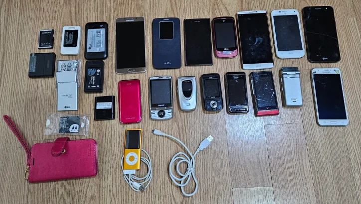 오래된 중고폰들