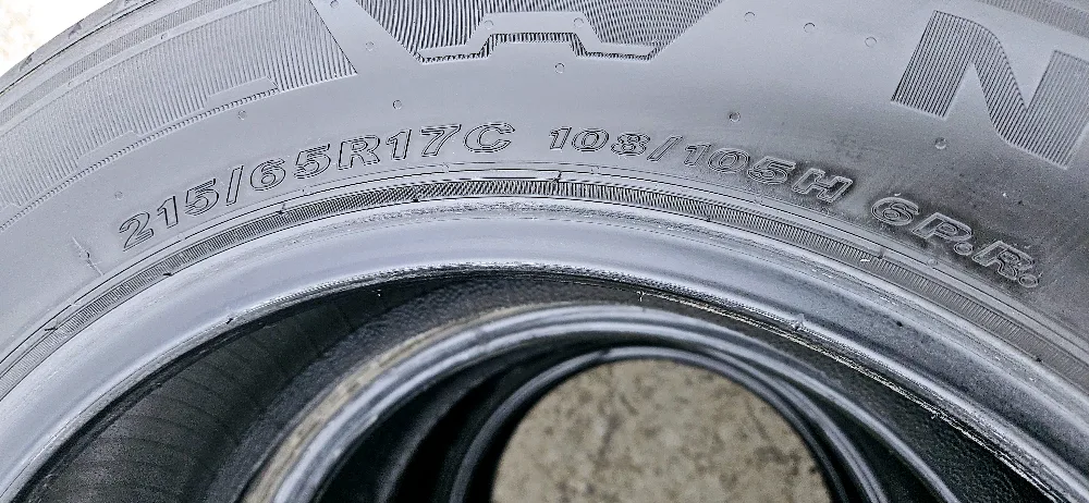 타이어.17인지 스타리아,스타랙스