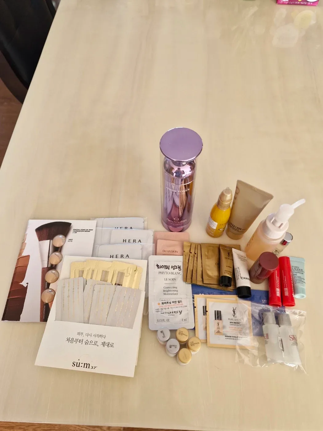 안쓰는 화장품 무료나눔합니다.