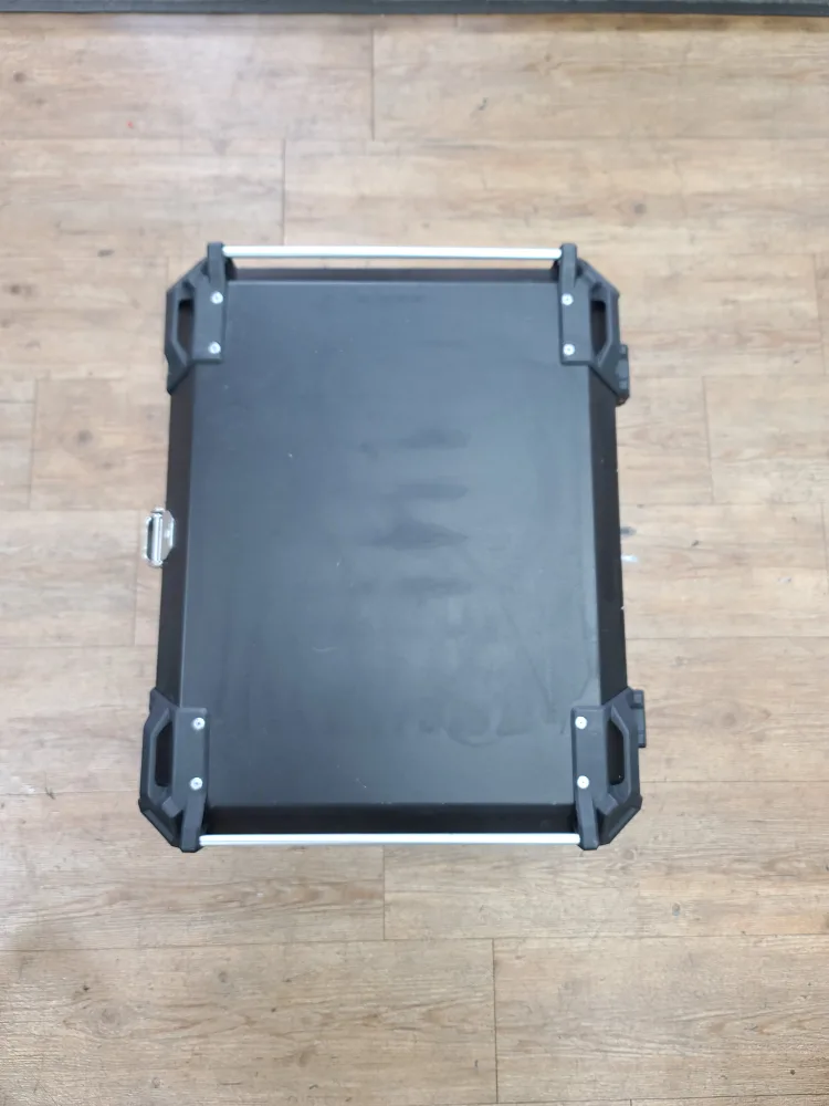 알루미늄 탑박스  85L  중고 입니다