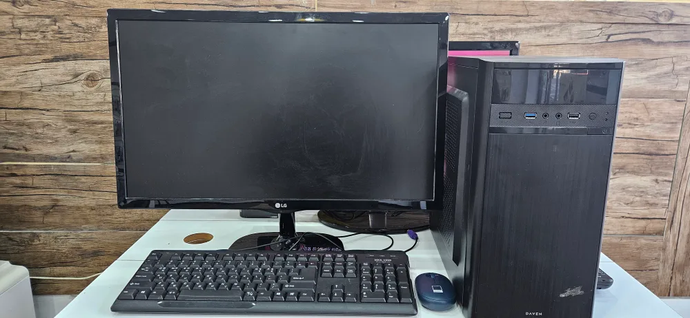 중고 AMD Ryzen 3 3200G +LG 24M48VQ 모니터 컴퓨터 본체 세트