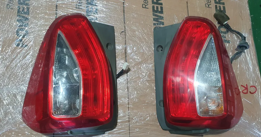레이 후미등, 테일램프 1세트 중고