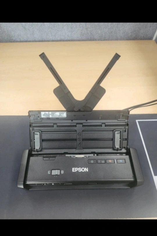 엡손 모바일 스캐너 북스캔 ds360w 팝니다