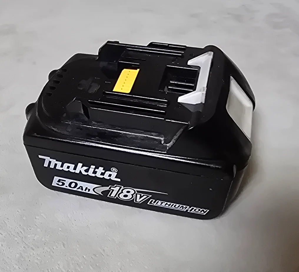 정품 중고 마끼다 5A배터리 판매 및 수리