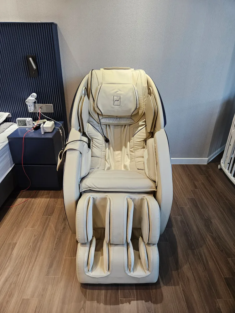 바디프랜드 코닉 안마의자 (이전비 포함)