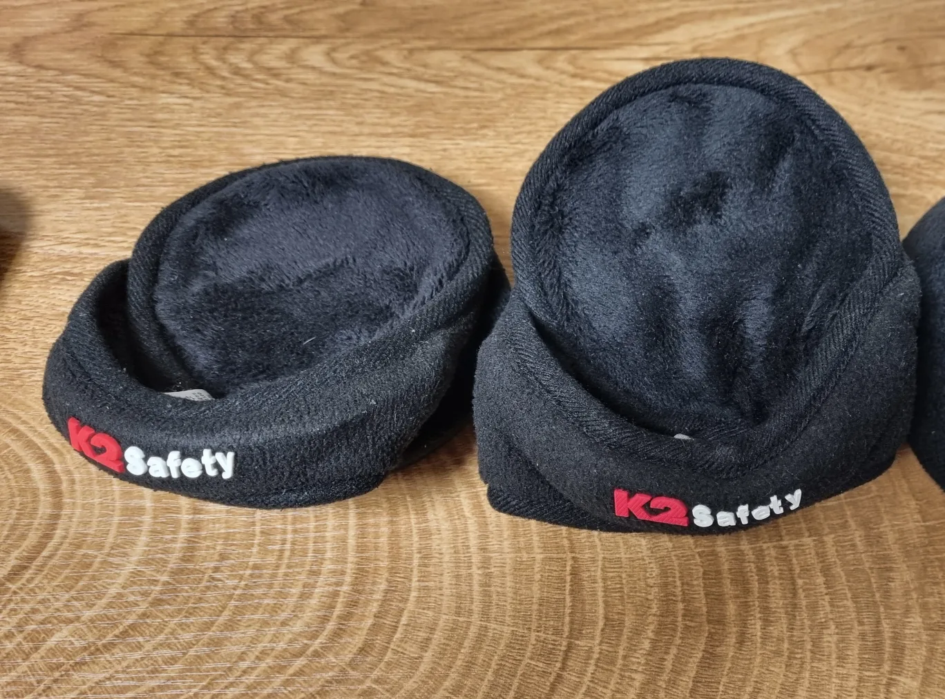 중고 접이식 방한용 귀도리 판매합니다.