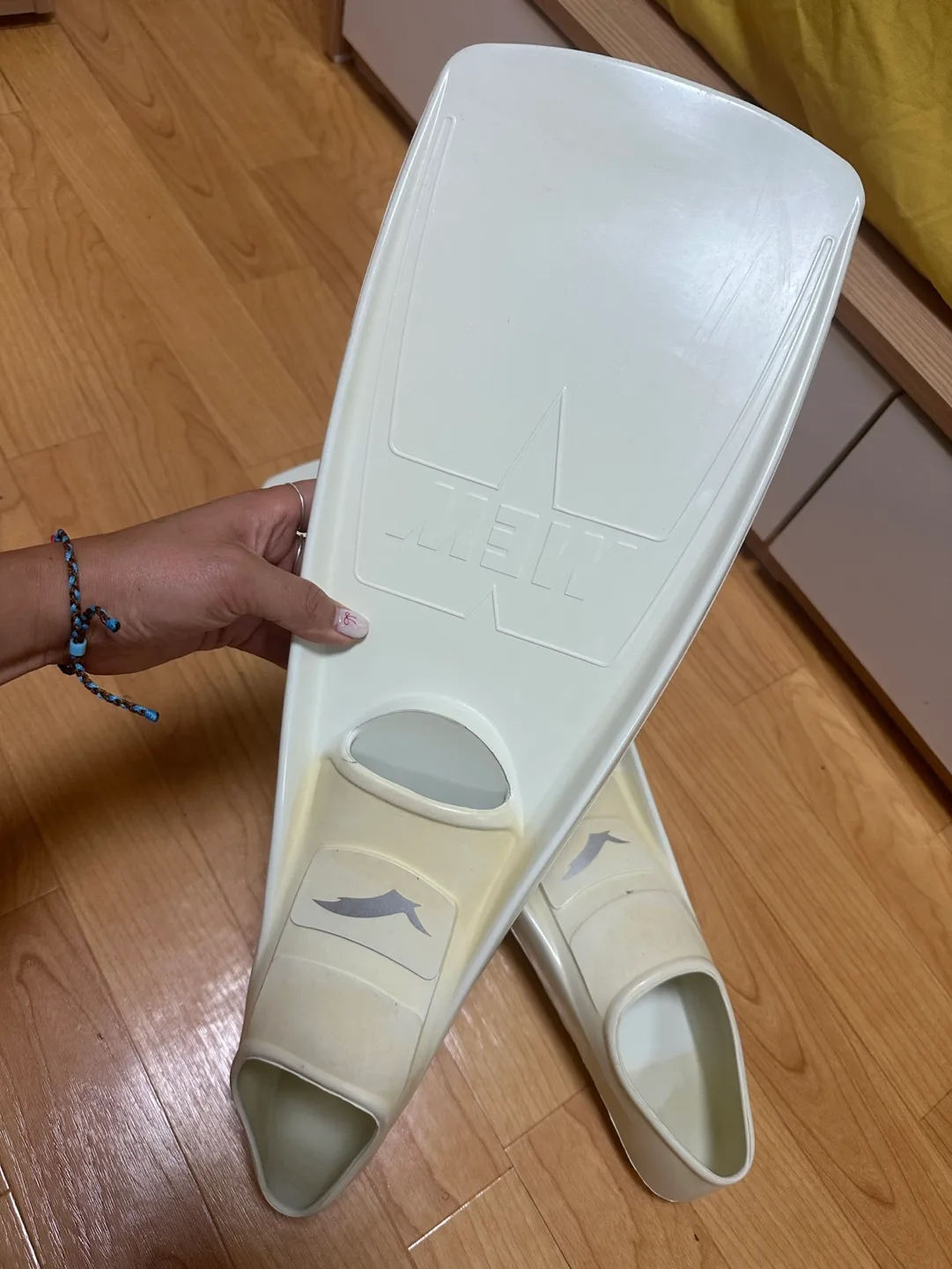 걸 뮤 오리발 gull mew