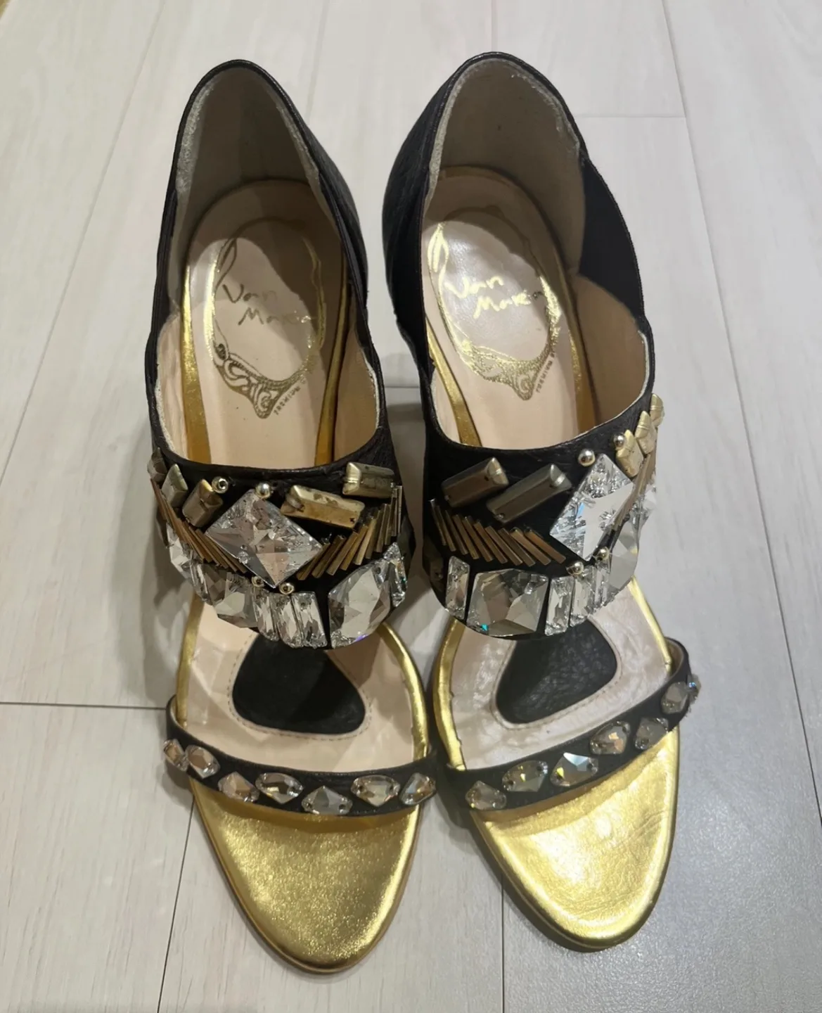 소다 프리미엄 라인 보석 구두