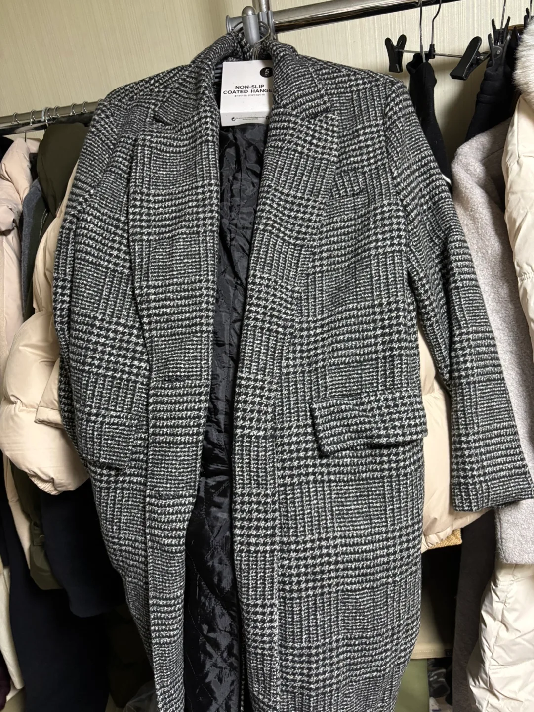 체크무늬 코트 중고