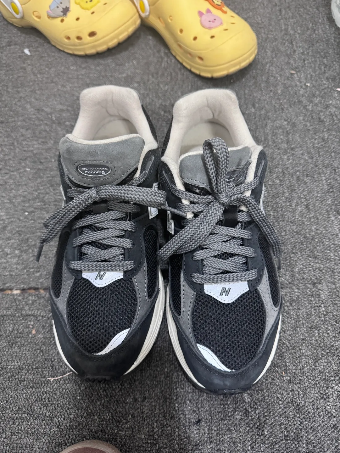 (중고) 뉴발란스 2002R 운동화