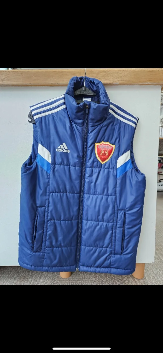 축구 패딩조끼 팔아요