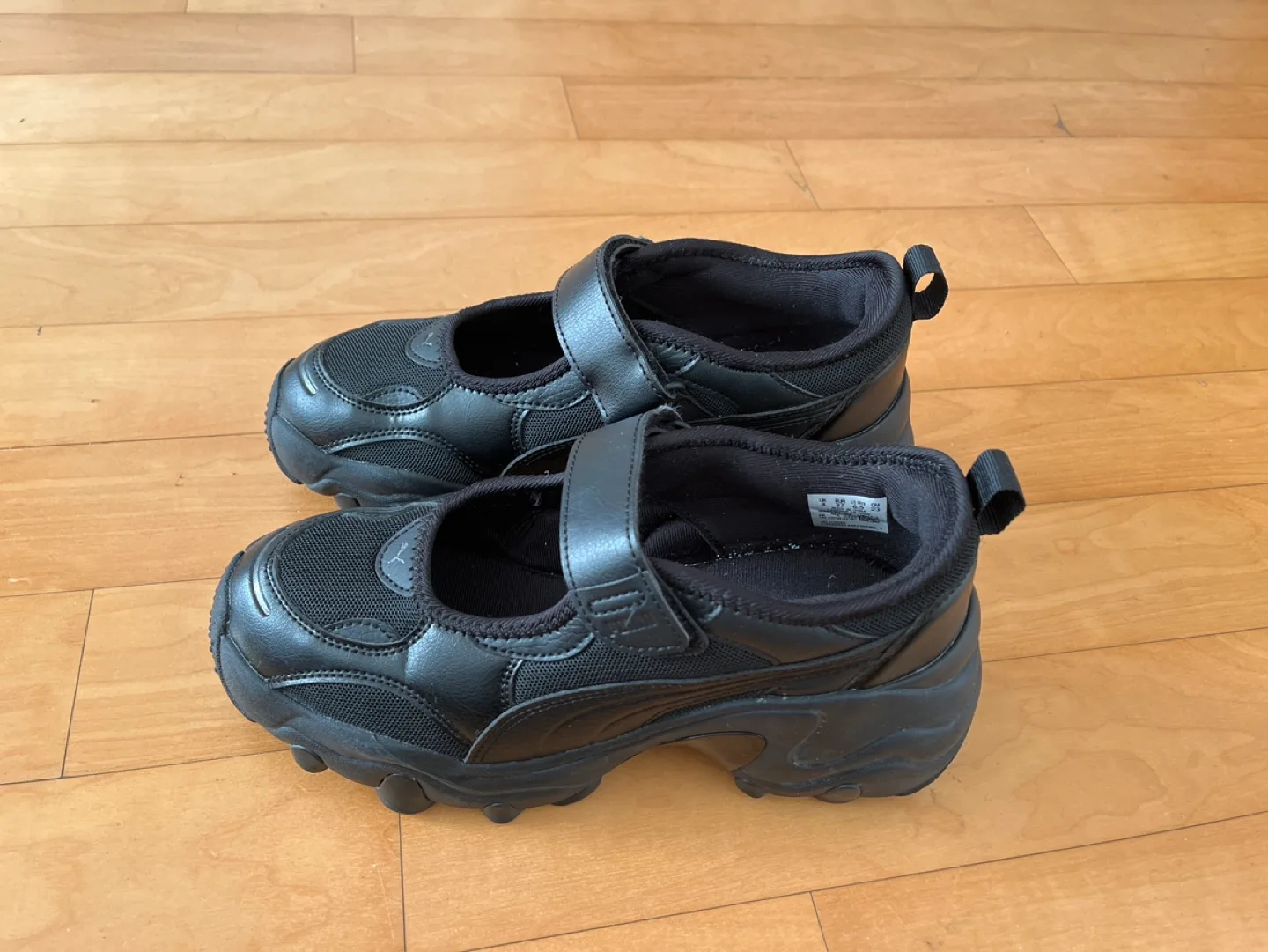 푸마 웨지 샌들 운동화 230