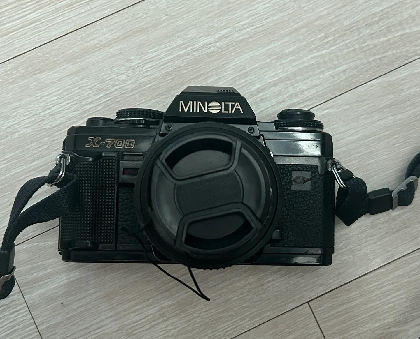미놀타 X-700 + 렌즈포함 팝니다