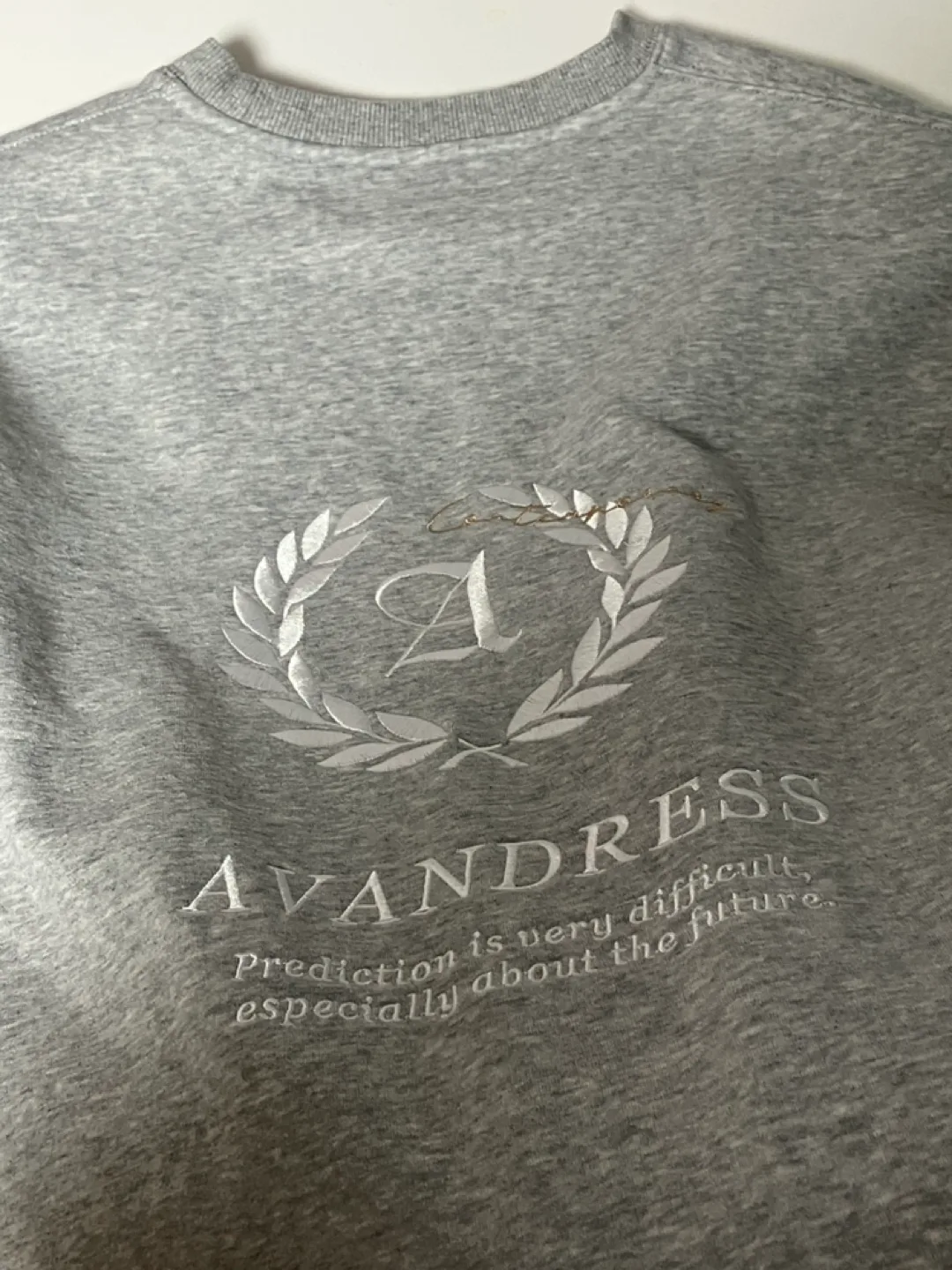 어반드레스 맨투맨 LAUREL OVERSIZED MTM GREY