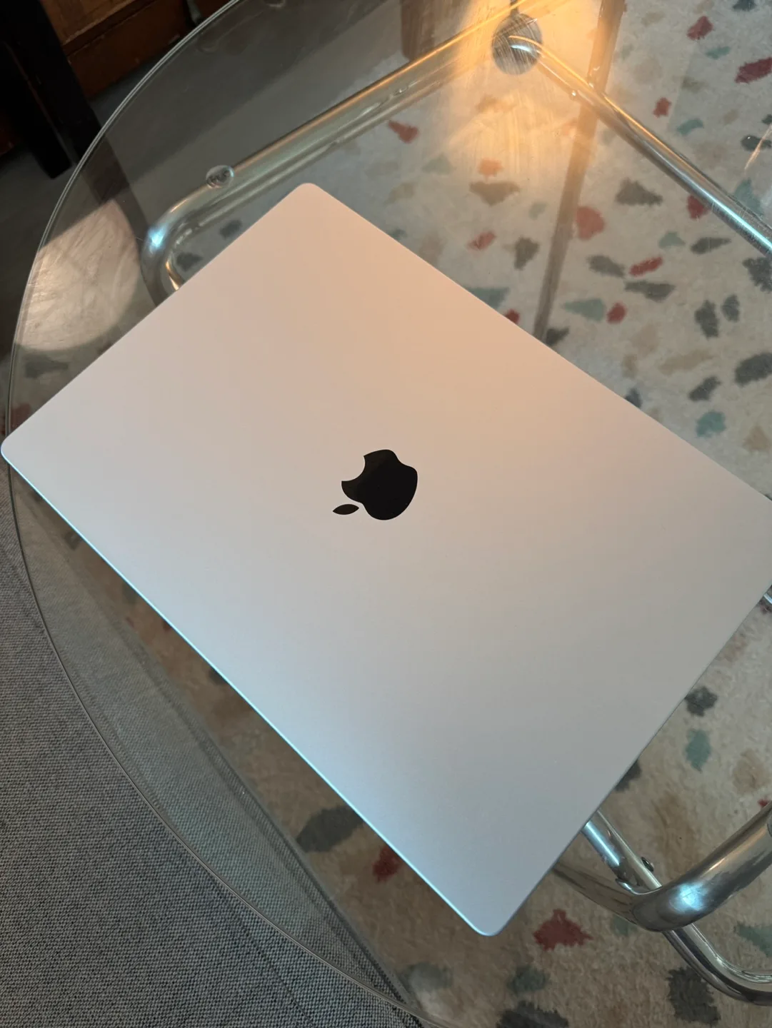 22년8월 제조 맥북프로 16인치 m1 16G 1TB 최상급 판매