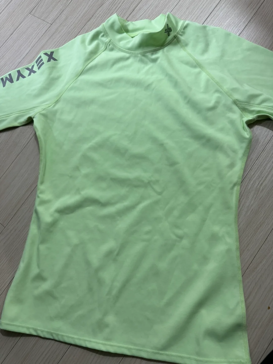 젝시믹스 수영복 래쉬가드