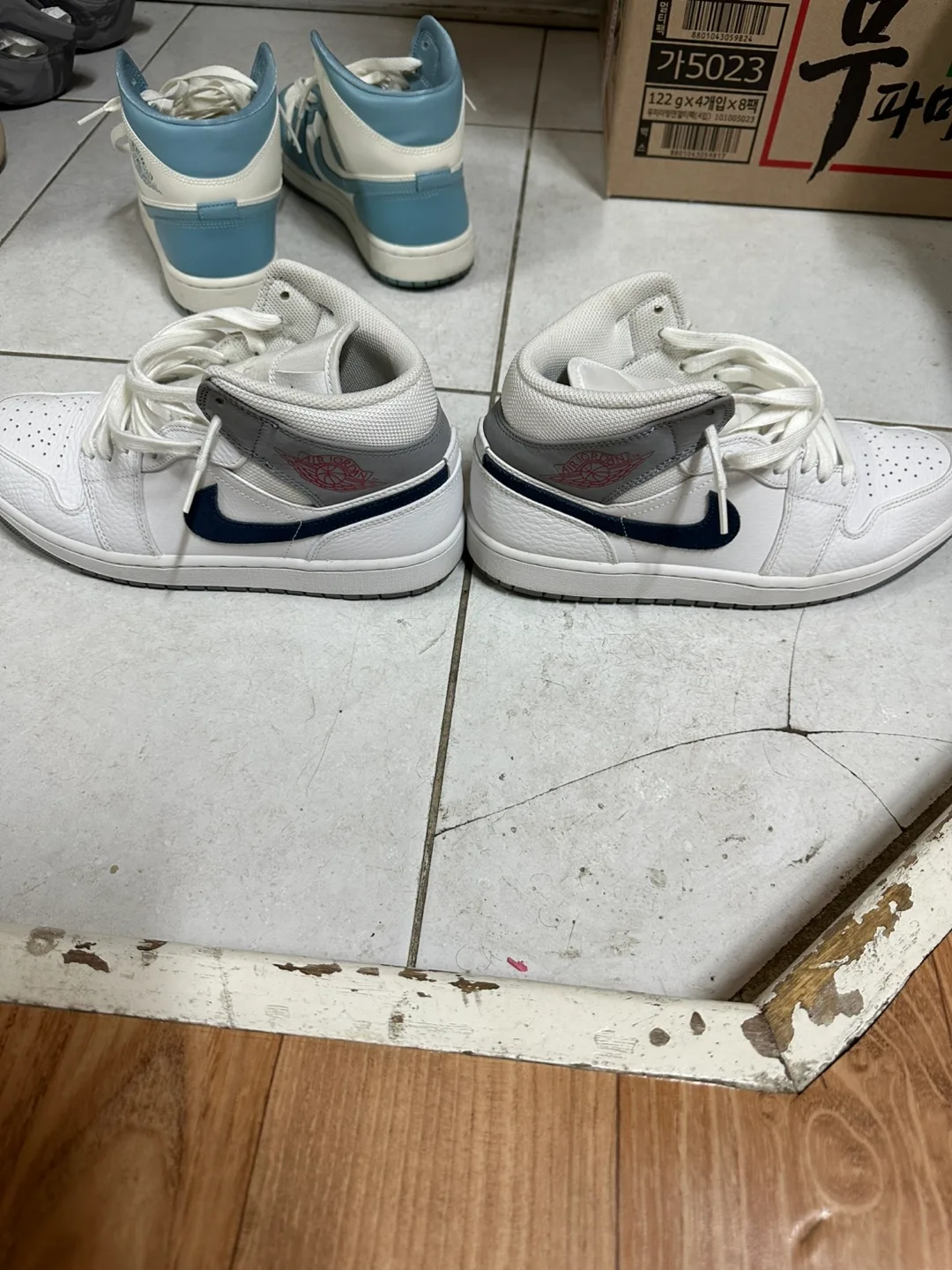 (중고)조던 1 미드 파리스 270 팝니다.