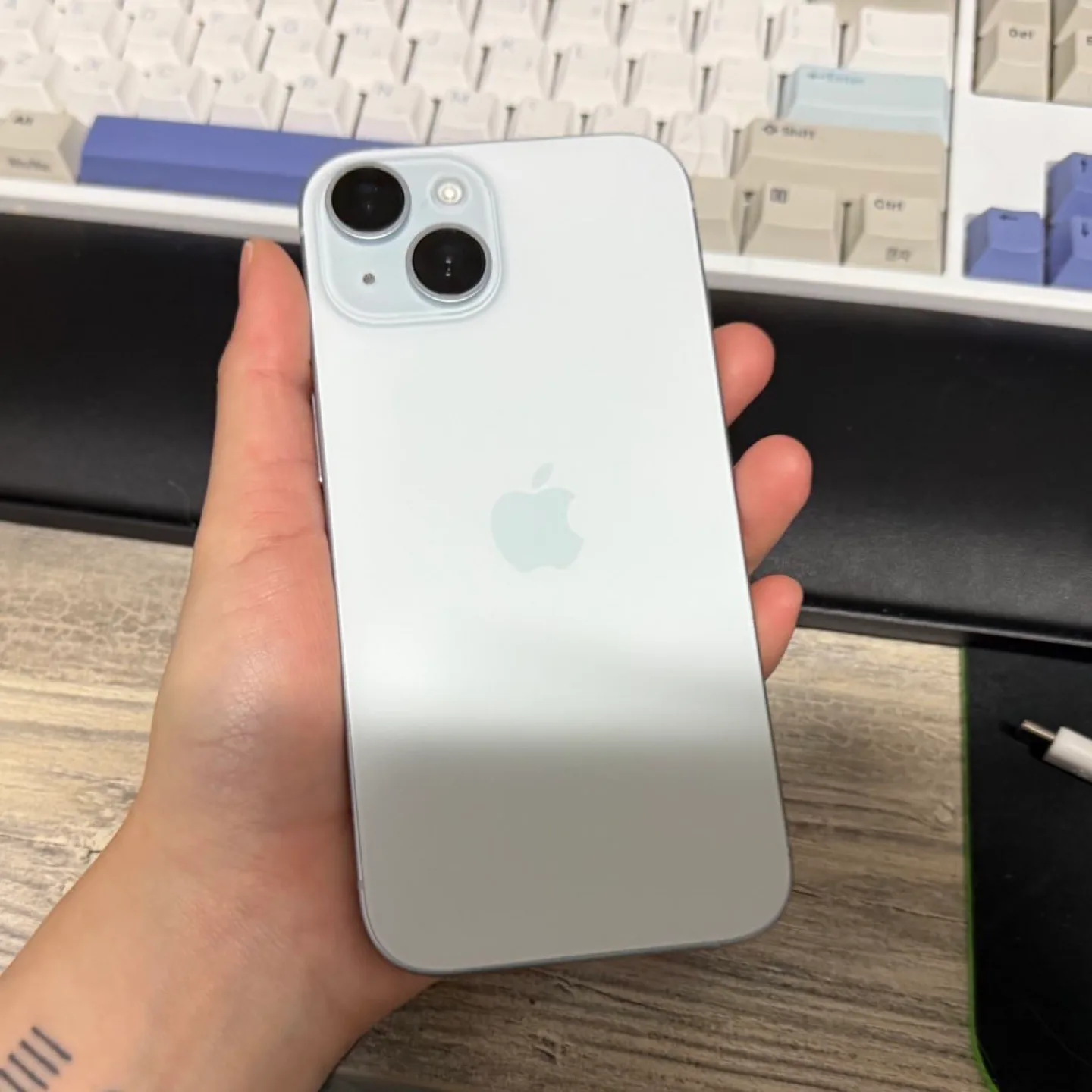 아이폰15 블루 256GB 중고