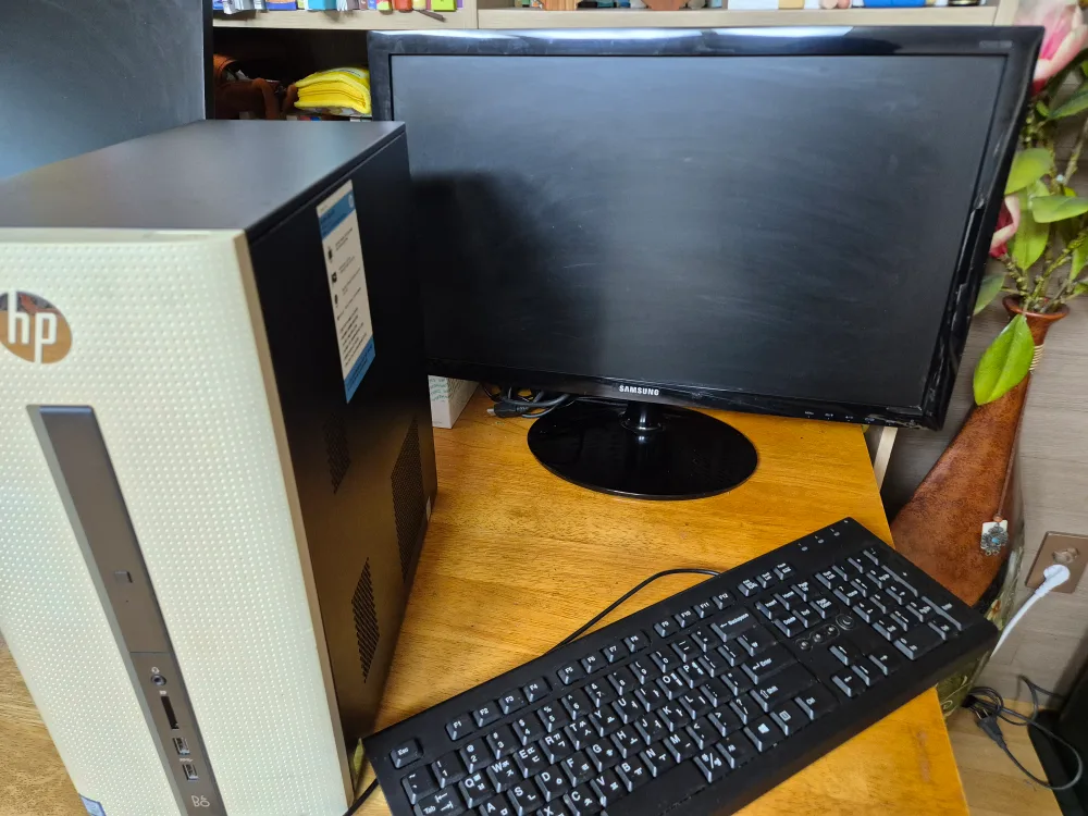 컴퓨터본체 모니터