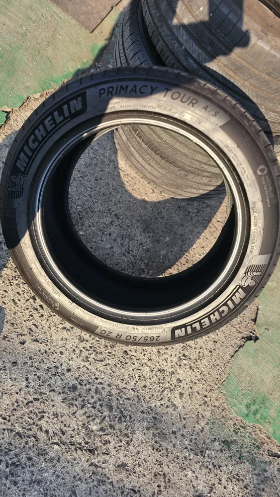 중고타이어 미쉐린 2655020 20인치