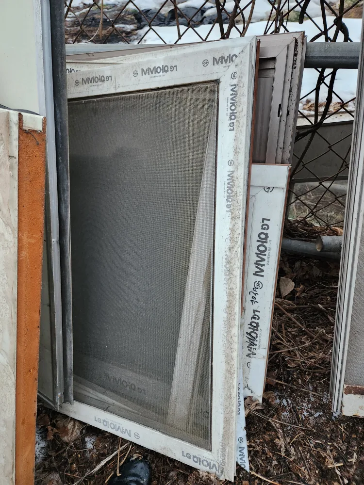 중고 문짝 및 창틀 세트