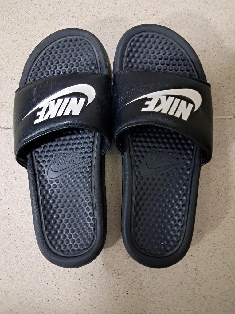나이키 슬리퍼