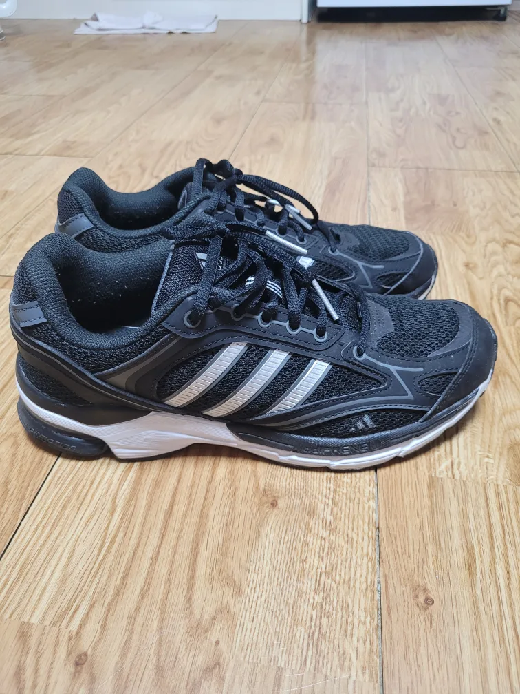 아디다스 런닝 운동화 (260)