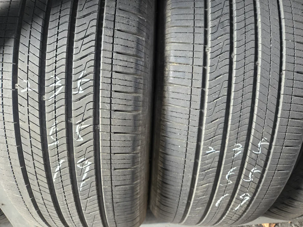 235 55 19 한국타이어 s1 에보as x 중고 두개팝니다