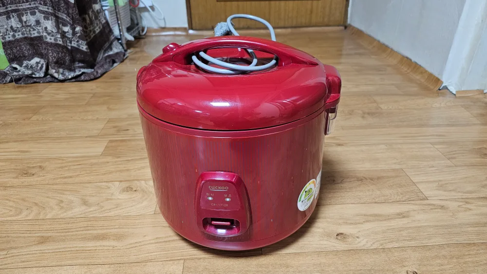 쿠쿠 전기밥솥 17인용팝니다