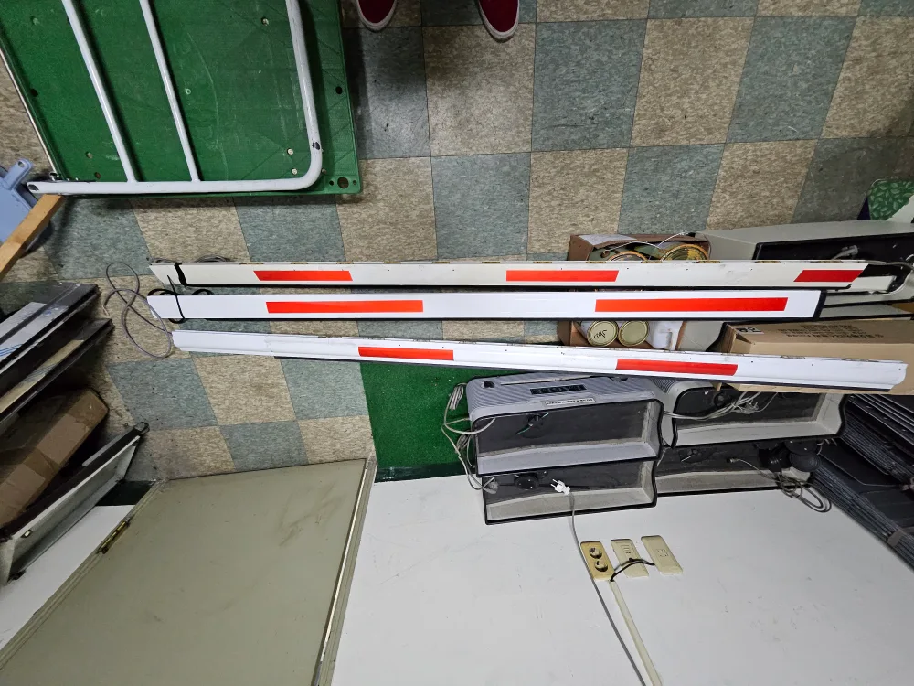 중고 주차차단바 3개 팝니다