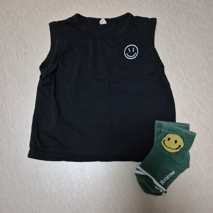 중고 유아 5호 90사이즈추천 민소매 나시+양말