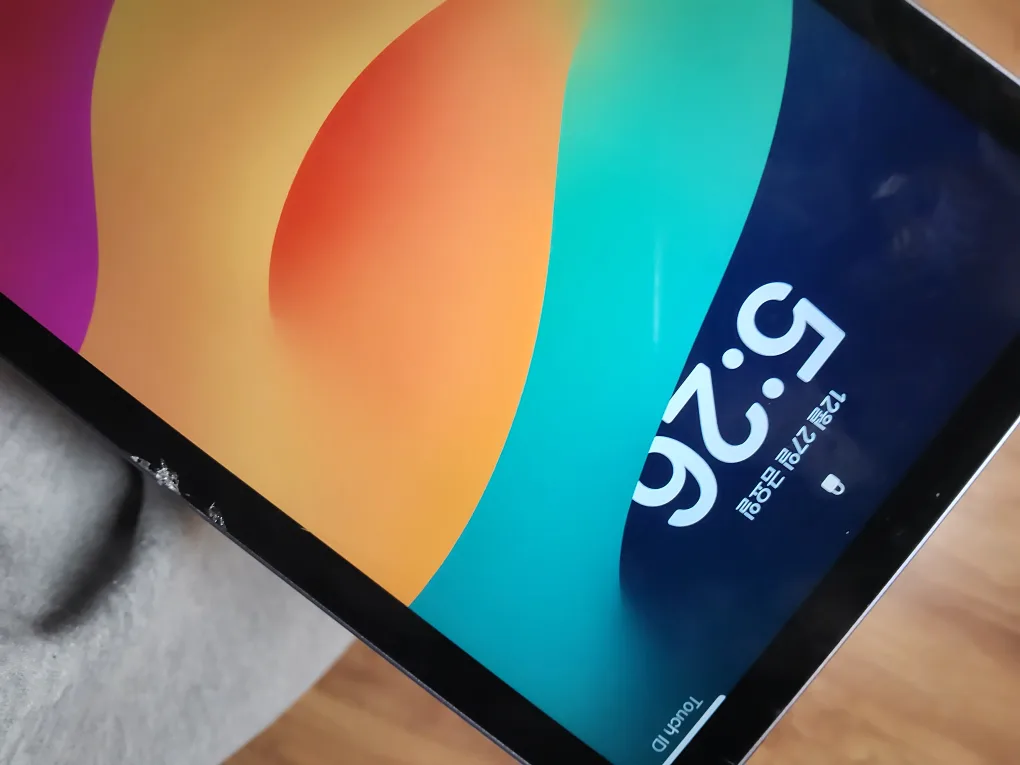 아이패드 미니6 풀박스 팔아요 1/8~1/9 사시면 목각폰서비스