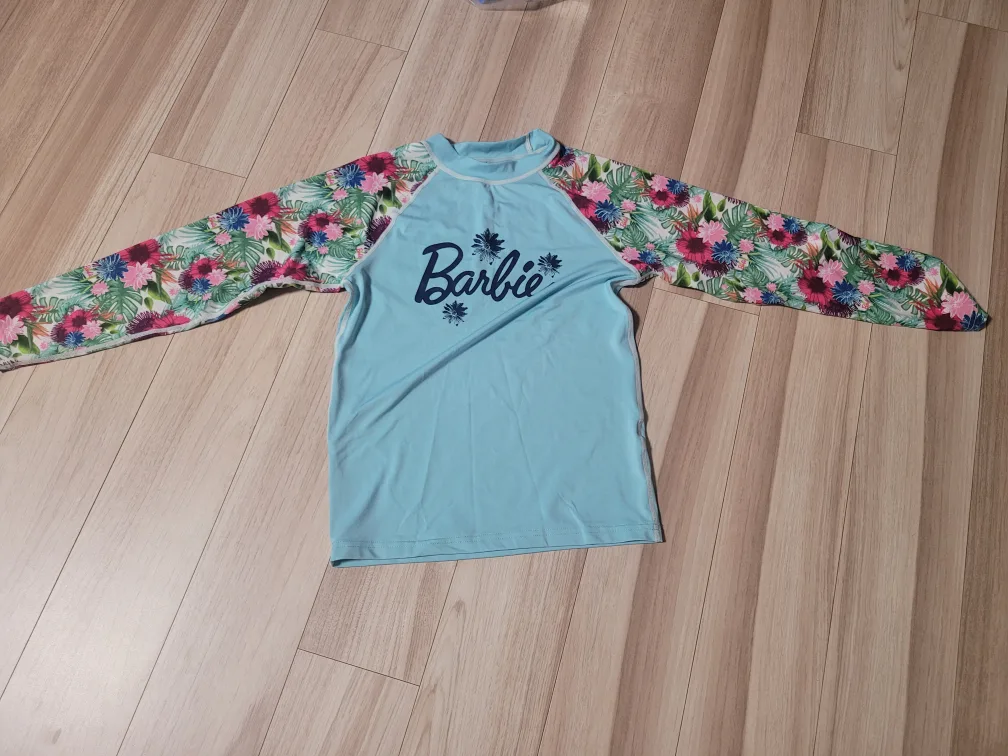 바비 래시가드 11호 상하의 세트 팝니다