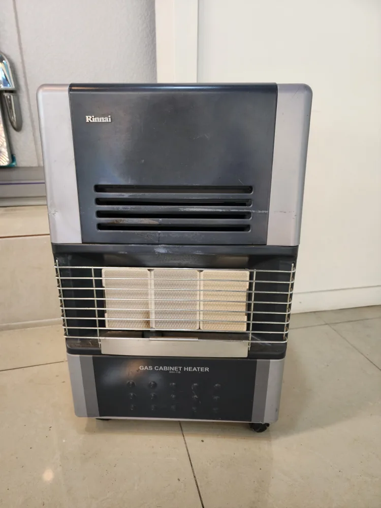 중고 린나이 가스난로 판매합니다.