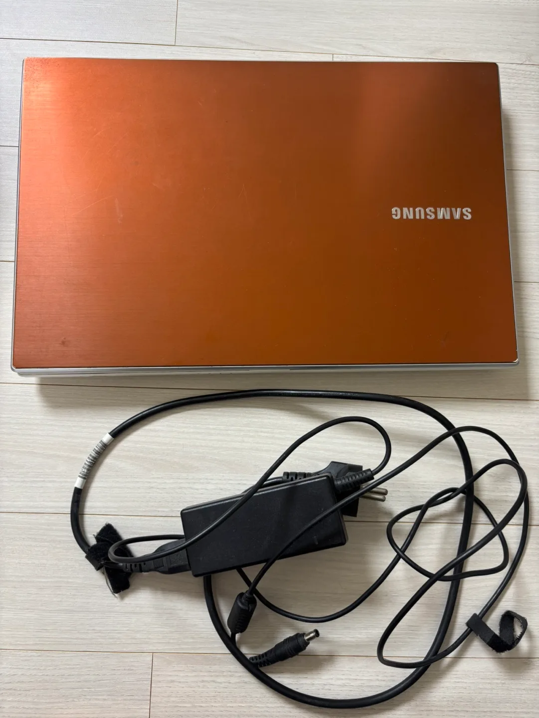 삼성 오래된 노트북.. (NT305V5A)