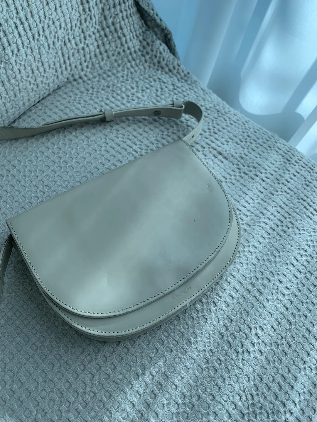 엘바테게브 크로스백 차정원 가방