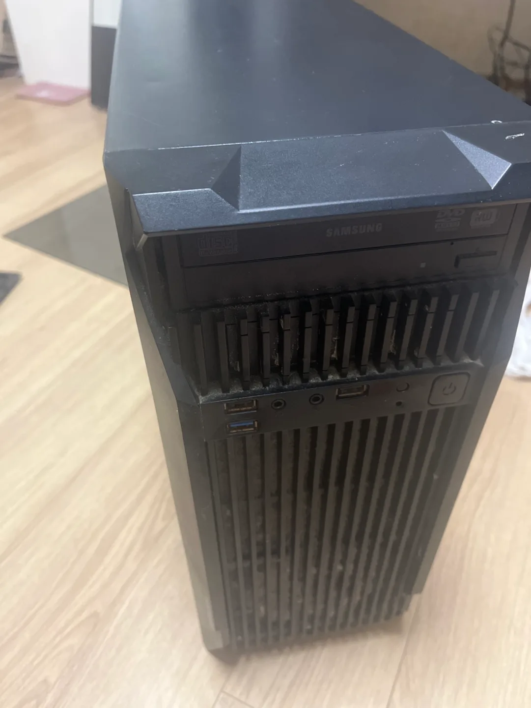 중고 컴퓨터 본체판매합니다