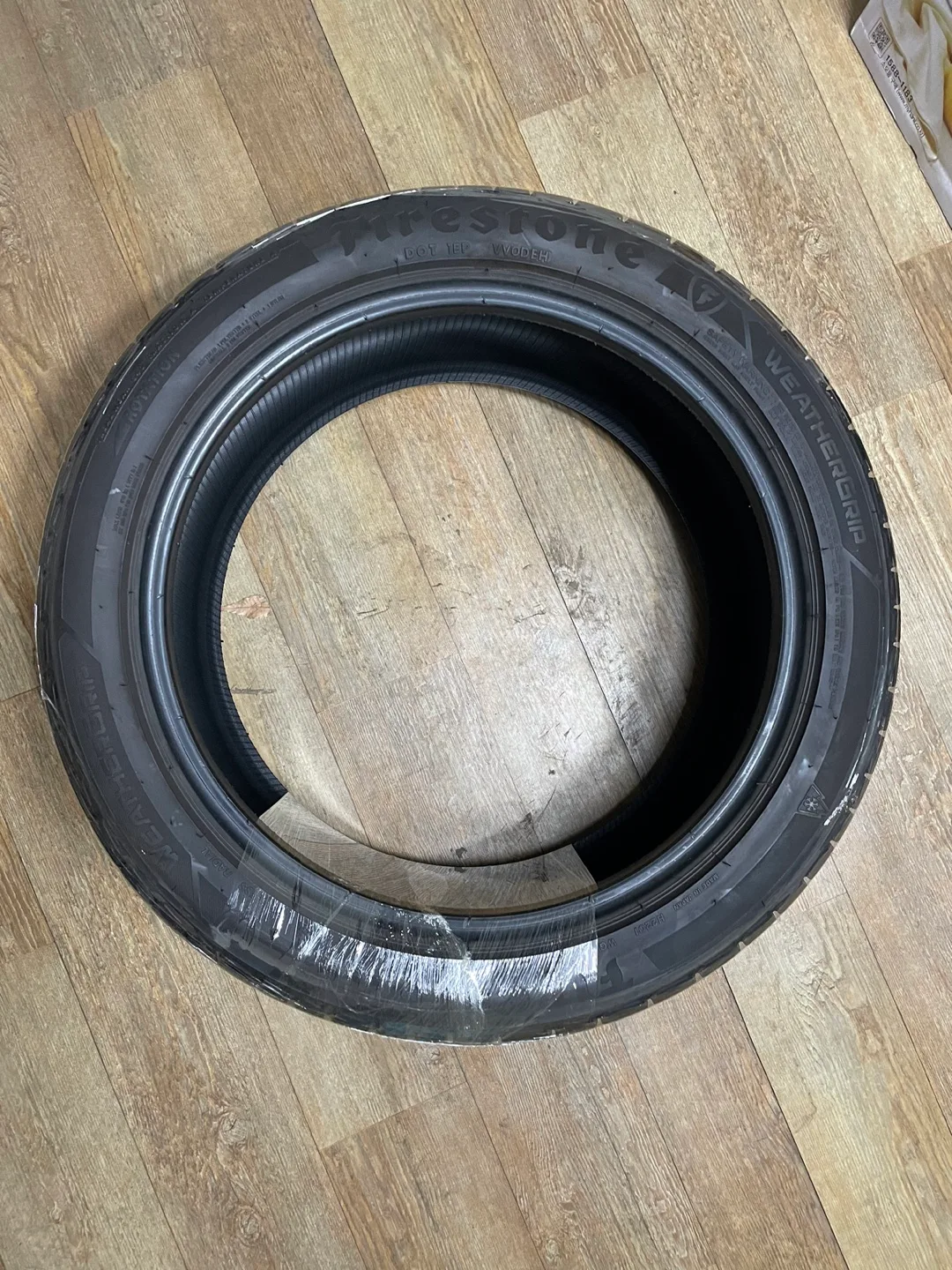 파이어스톤 weathergrip 타이어 2짝 235/45R18 중고
