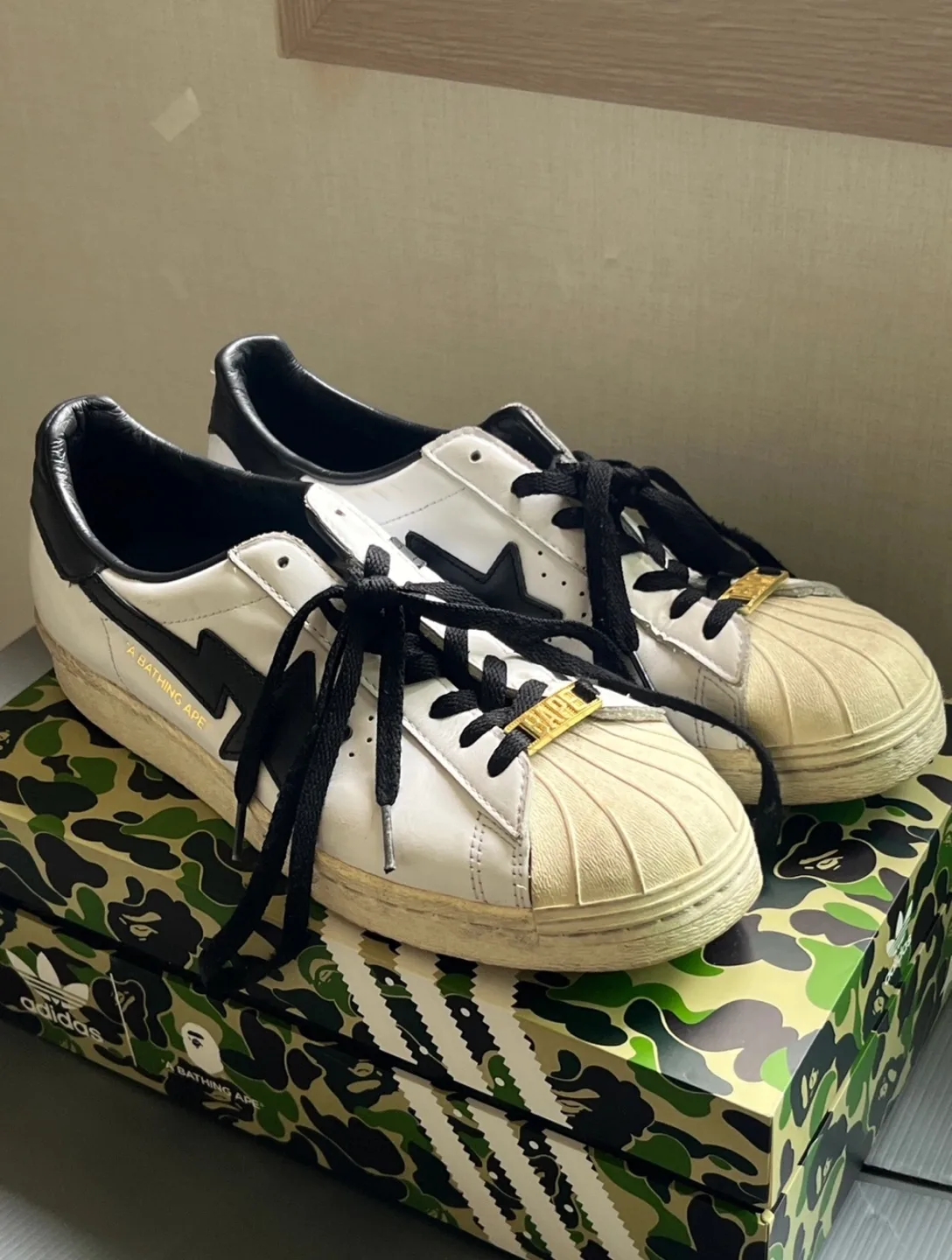 아디다스 x 베이프 슈퍼스타 80s 화이트 블랙 280
