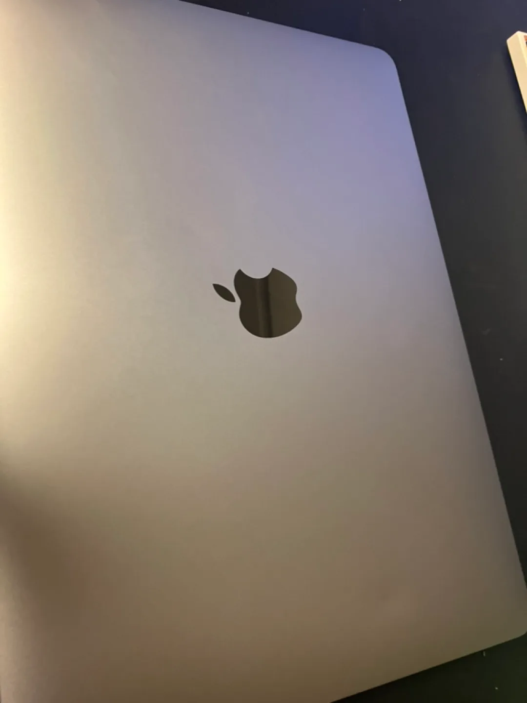 맥북 에어 M1 256GB 16GB 판매합니다.