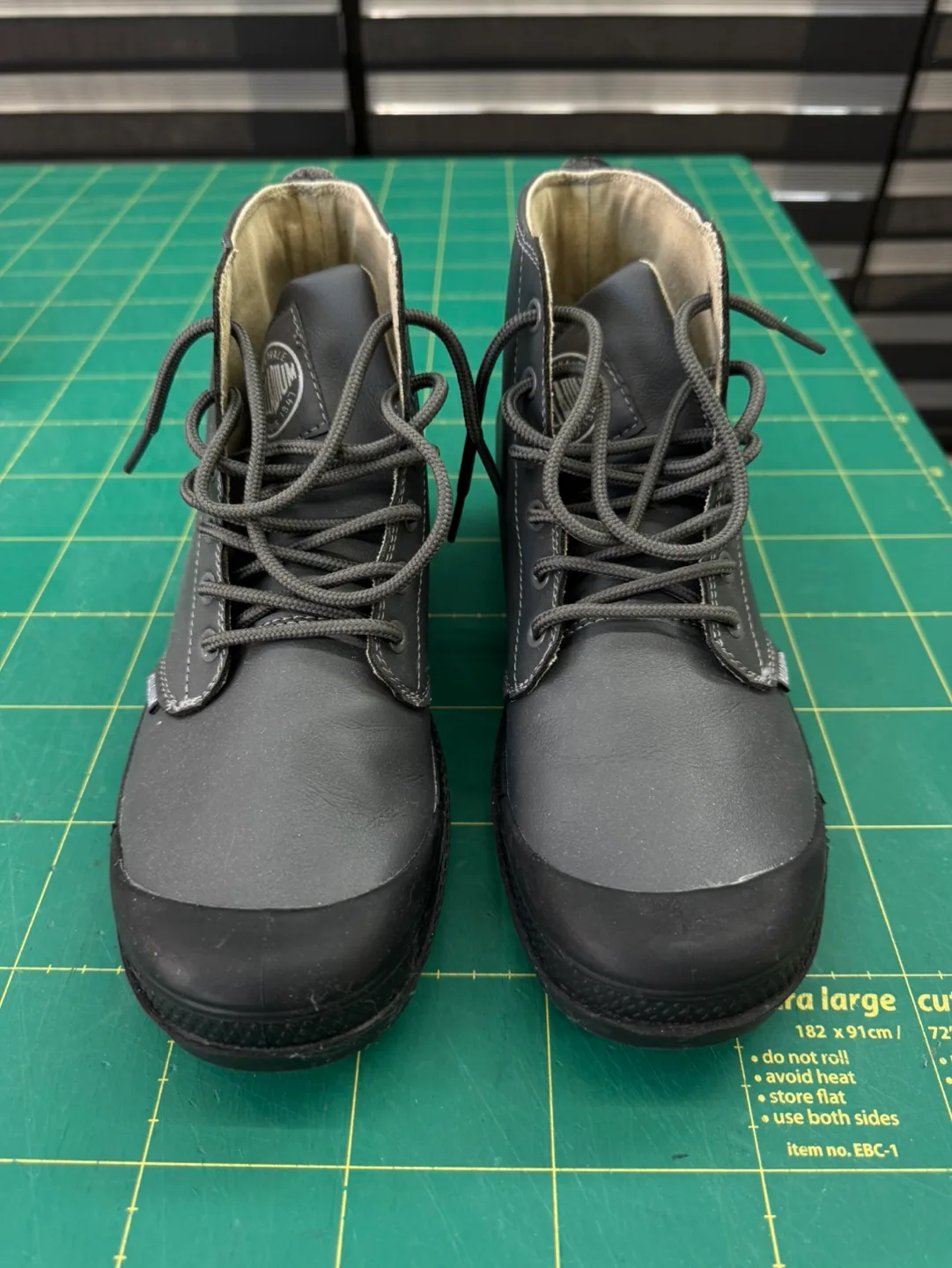 팔라디움 여성용 부츠