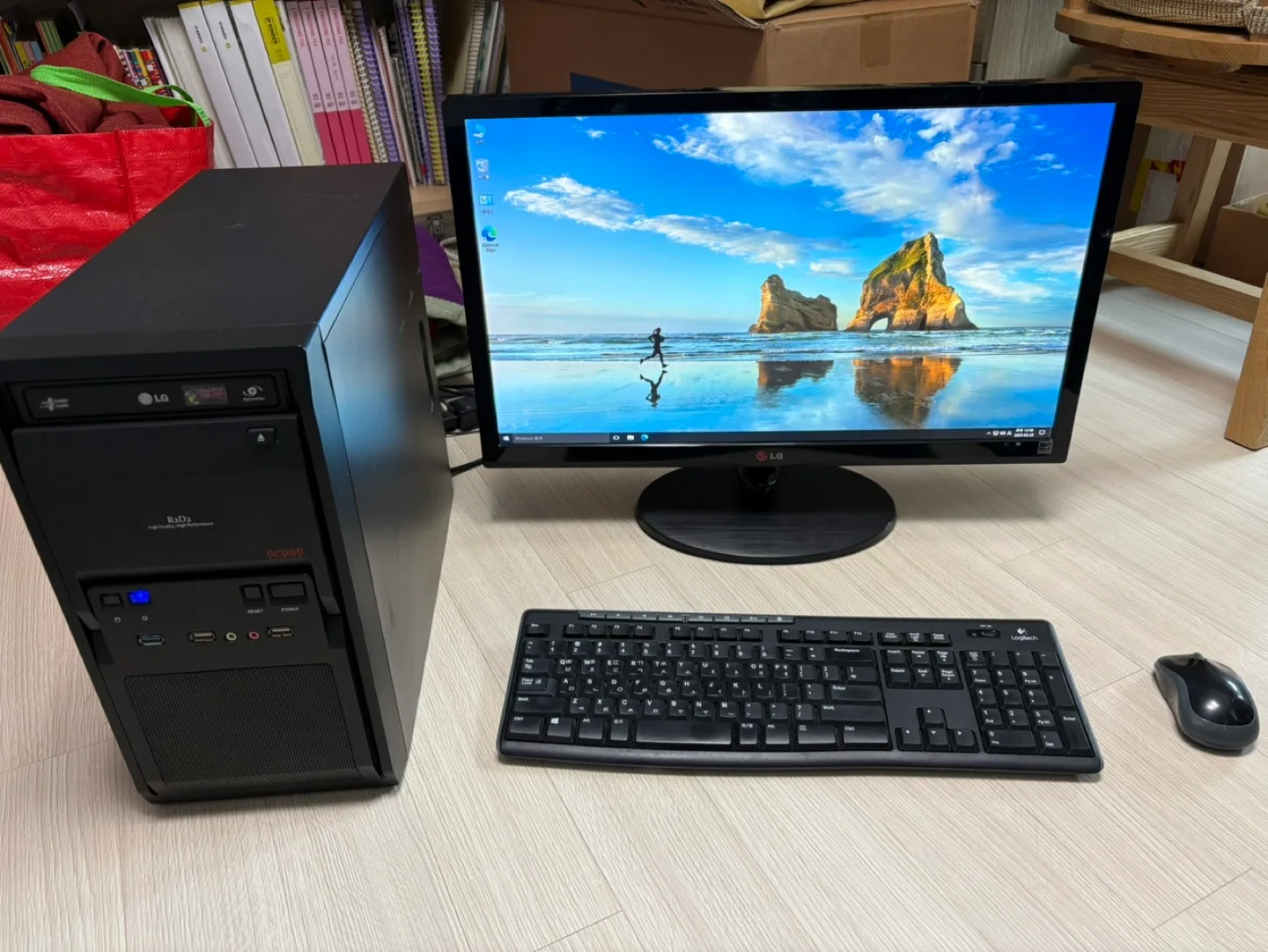 i3 -3220 컴퓨터 팝니다.