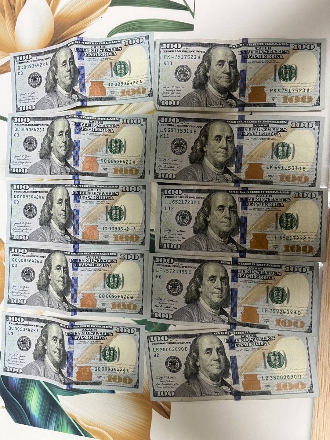 미국 달러 1000달러 판매합니다.