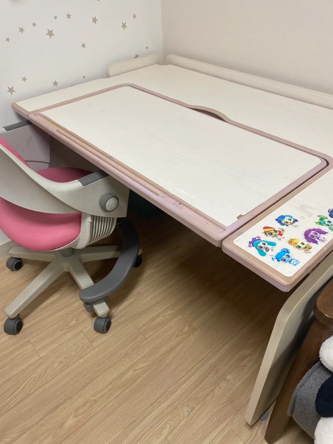 일룸중고책상 나눔합니다.