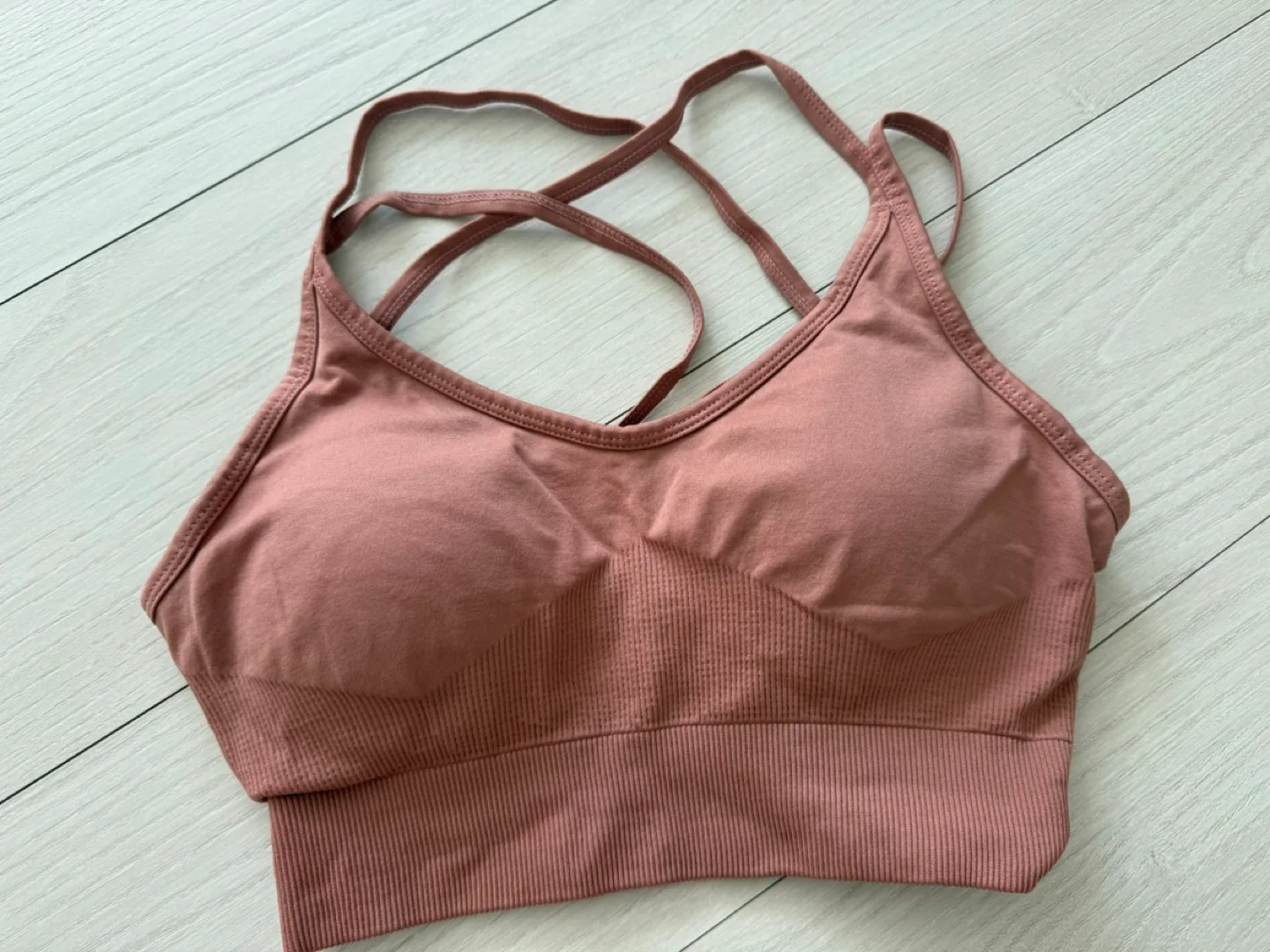 단스킨 브라탑 요가 브라탑