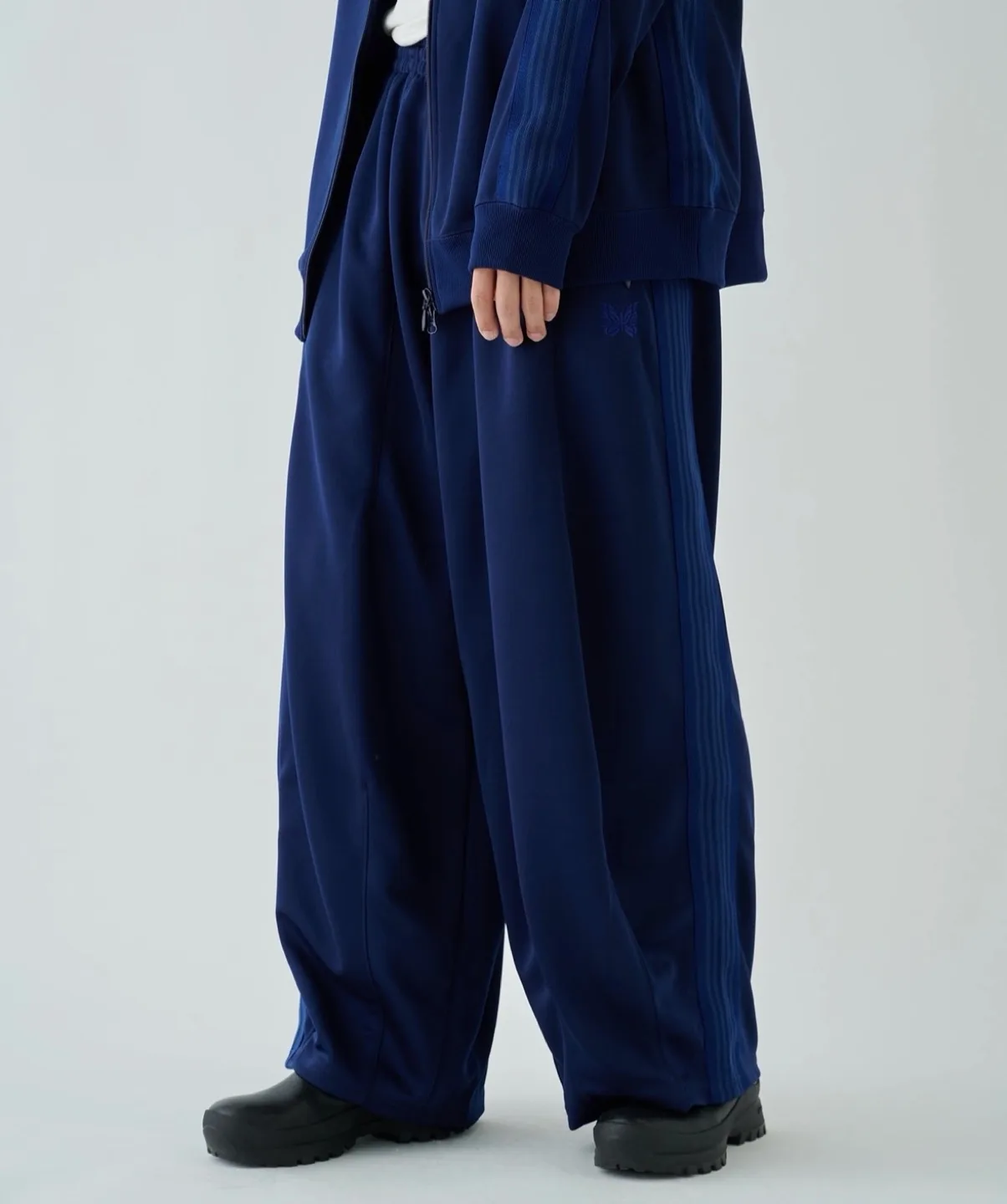 니들스 H.D 트랙팬츠 (미사용 새제품)