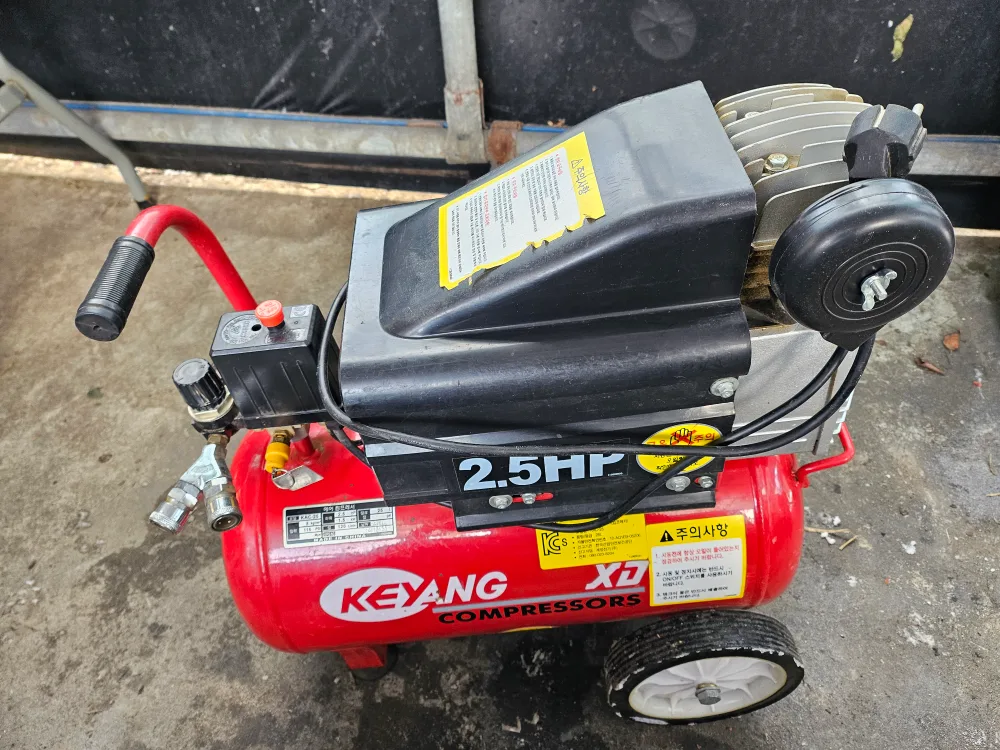 Keyang 2.5HP 에어컴프레셔(중고A급)