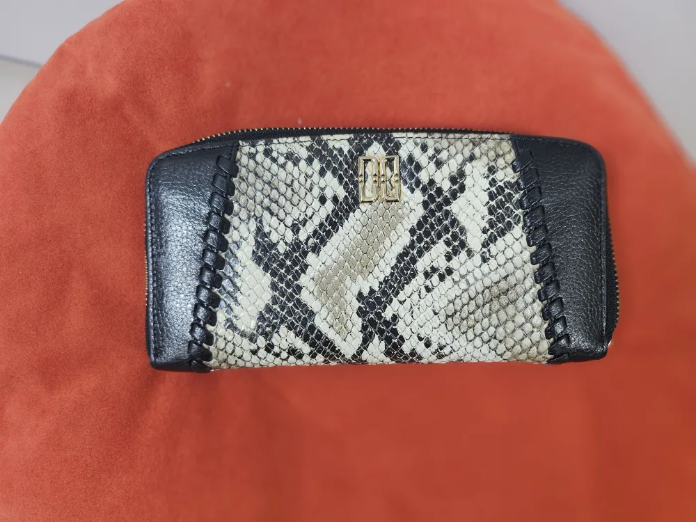 닥스 여성 장지갑