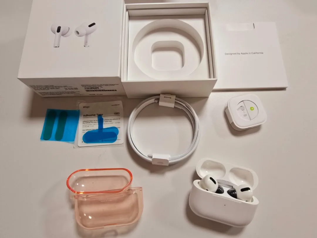 애플 에어팟 프로2 풀박 판매합니다(새상품케이스도드려요)